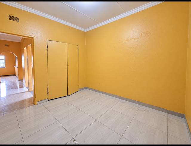 3 BEDROOM HOUSE FOR SALE IN VANDERBIJLPARK CW 6